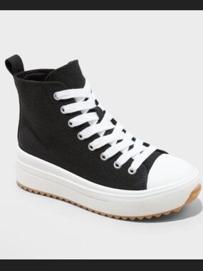 •ART CLASS• “Blakely” Kids’ High Top Sneakers - black & white // size 1 // NIB